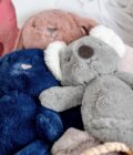 Peluche coniglio, pupazzo ecologico, morbido, in materiale riciclato, per bambini e neonati, altezza cm 40 - immagine 5